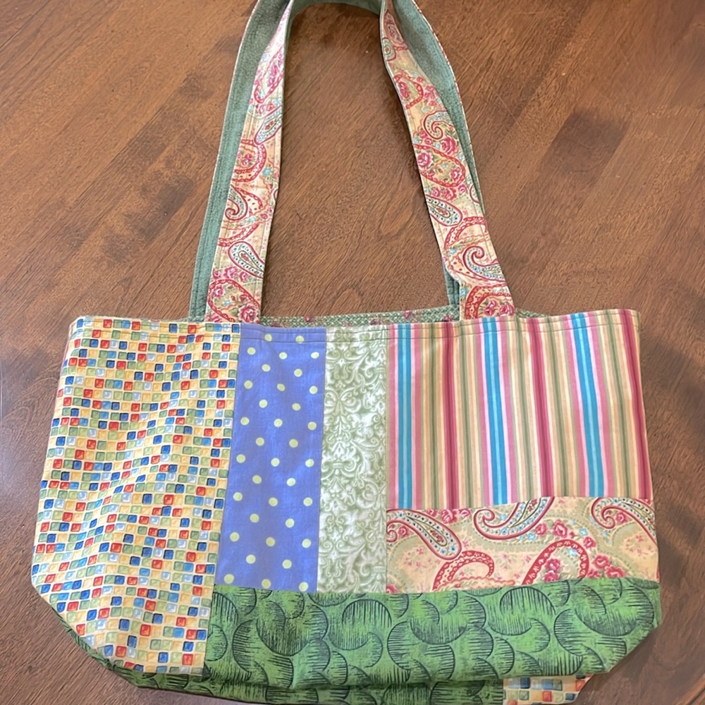 Hand Crafted Carry All Bag - Picture 3 of 4
